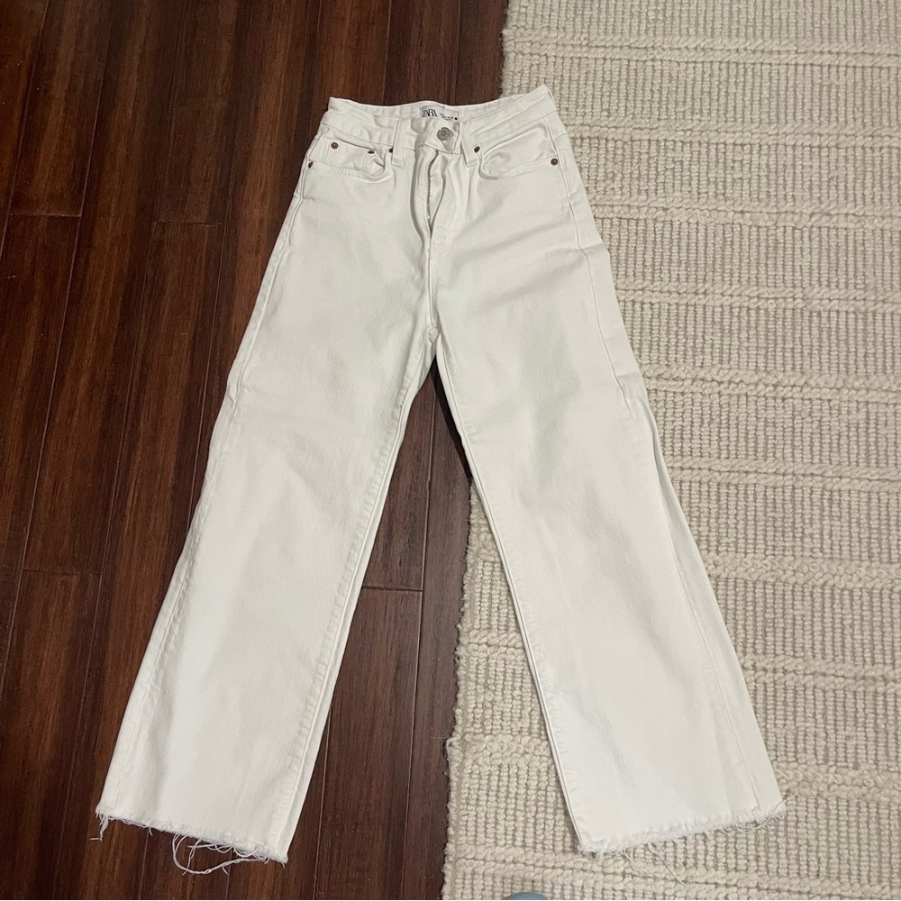 High waisted cropped jeans